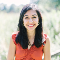 Ladan Nikravan Hayes