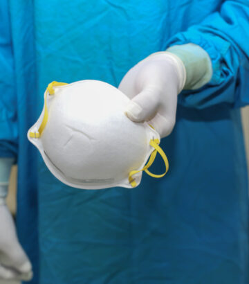 Media Critique #2: More Hospitals Are Requiring Masks as Flu and COVID-19 Cases Surge
